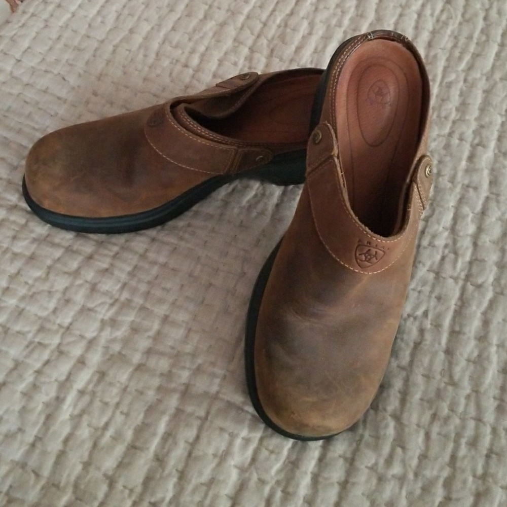 Ariat Mules
